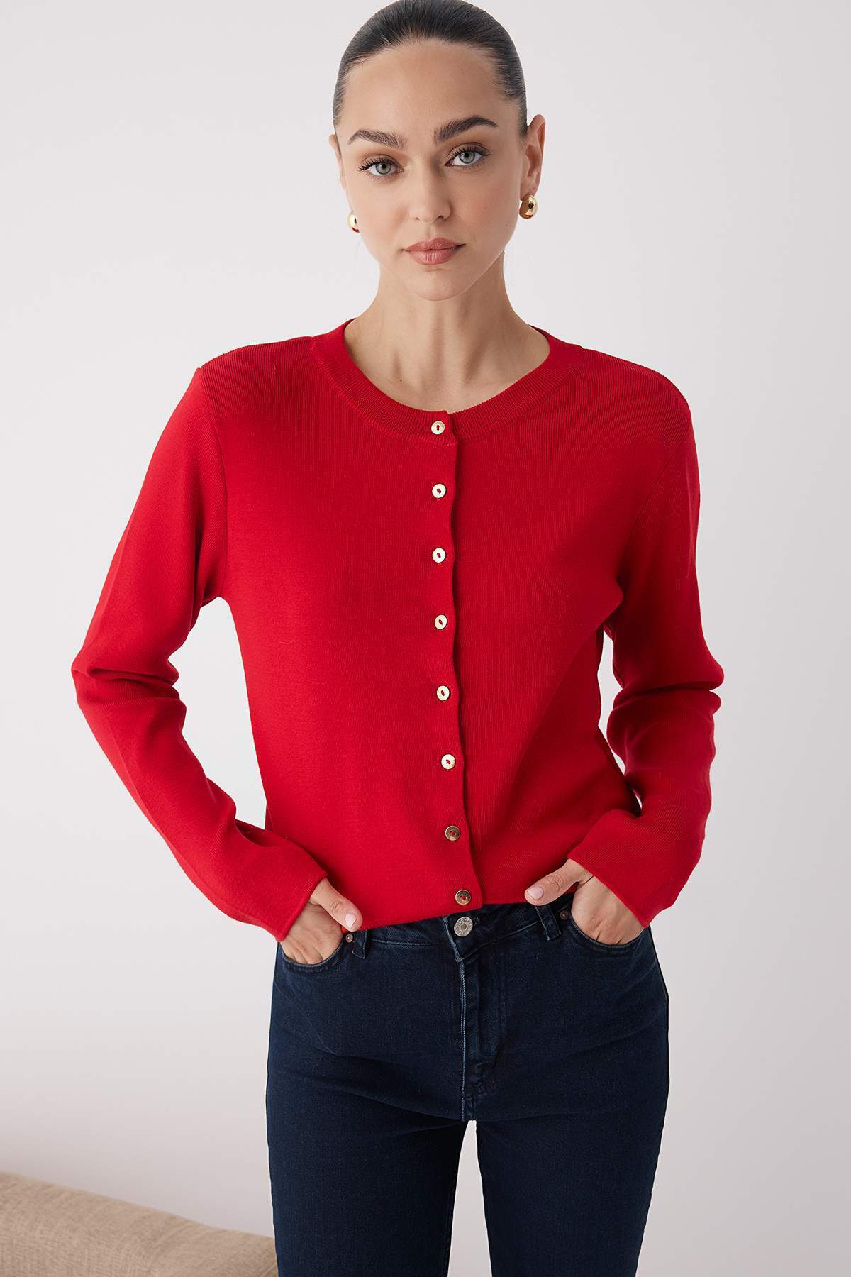  Red cotton knit button cardigan