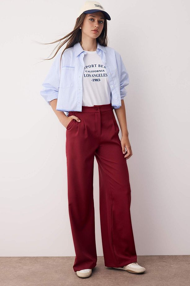 Women’s High-Waisted Beige Wide-Leg Trousers – Tailored Workwear Pants | Atikastyle