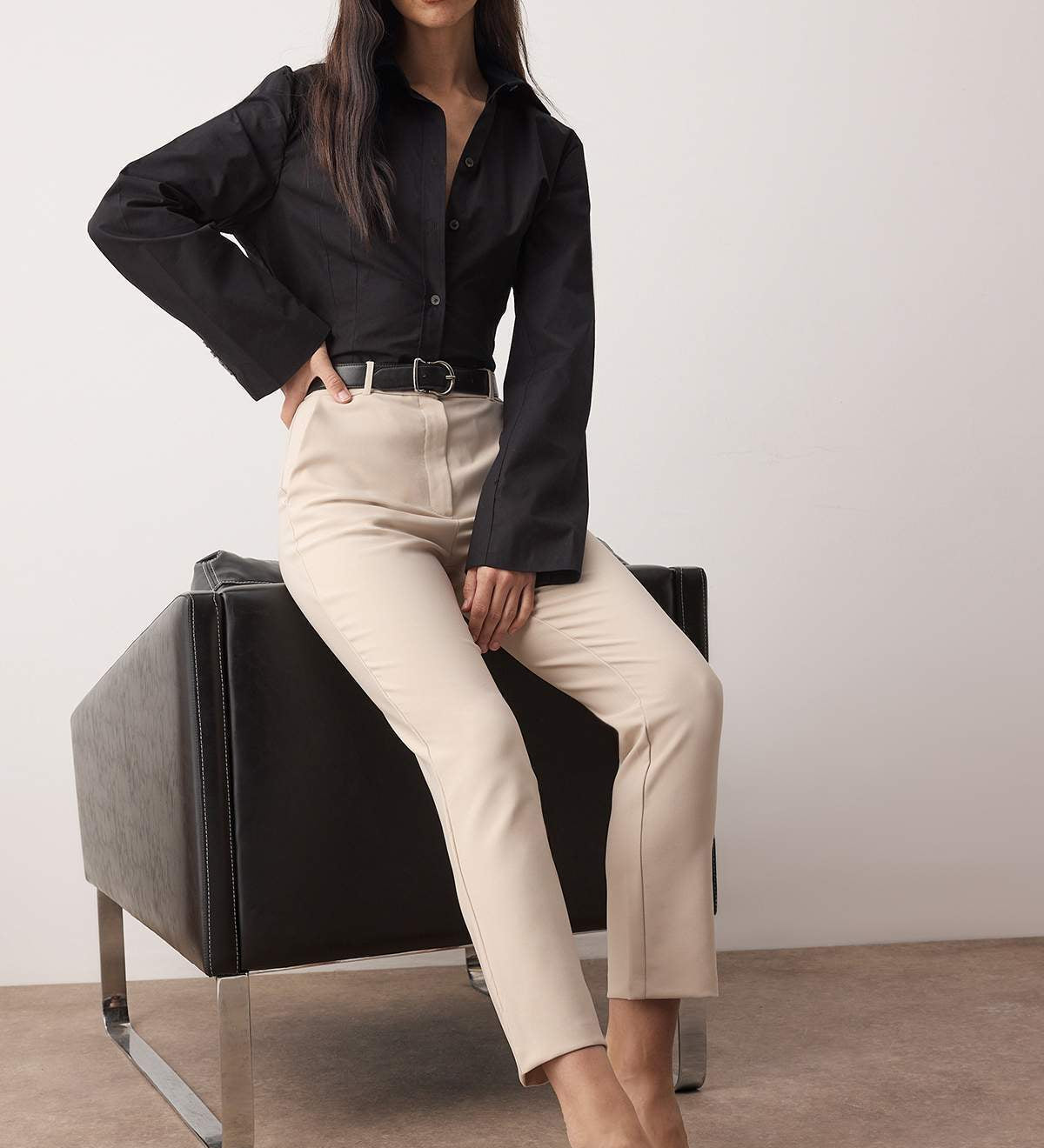 Trendyolmilla Chic Woven Cigarette Pants: Sleek, Stretchy, Narrow Leg Comfort