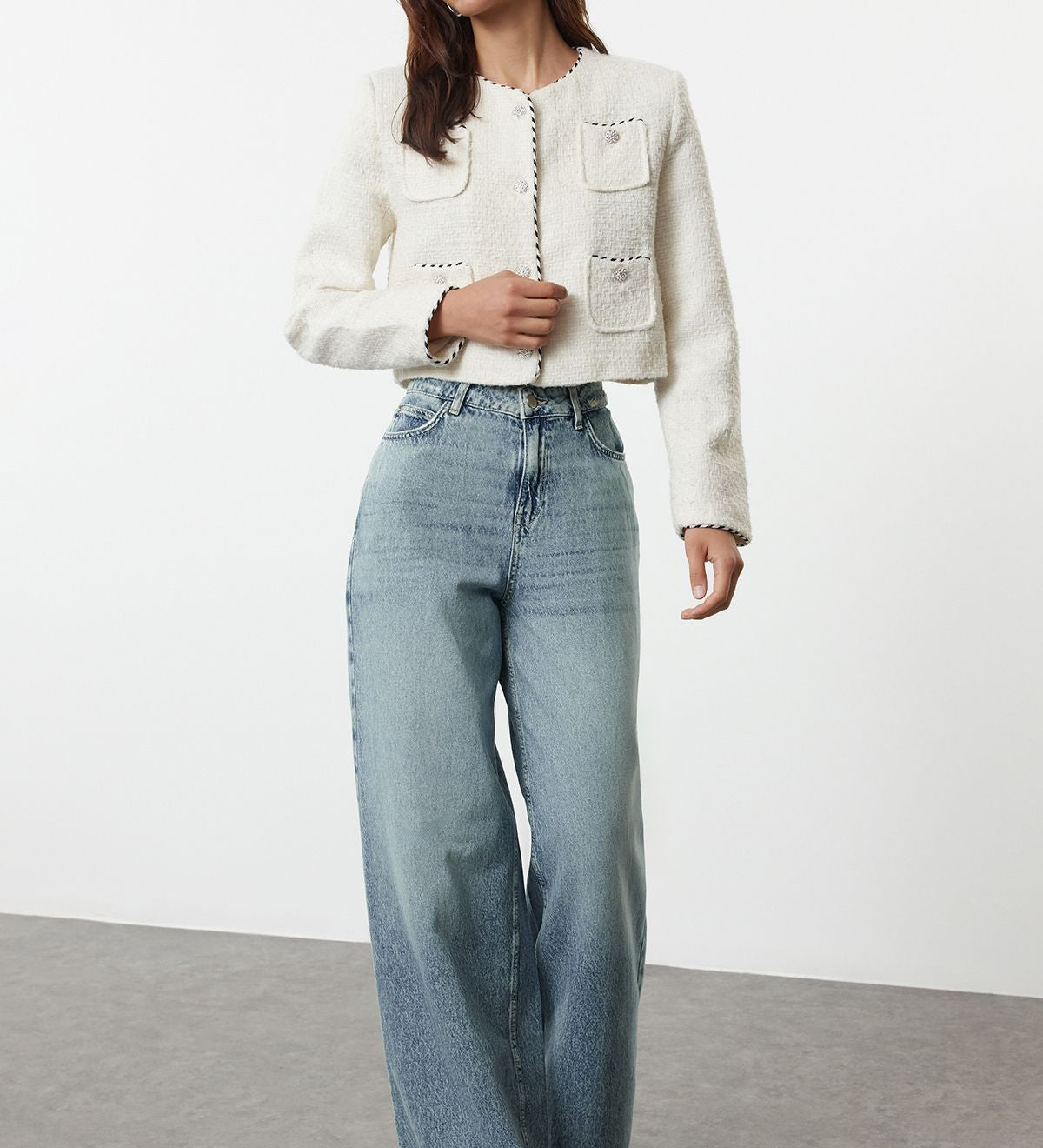 Discover the perfect blend of comfort and style with our Women’s Wide-Leg High-Waisted Jeans. Featuring a vintage wash, high-rise waist, and relaxed fit, these jeans are ideal for casual chic looks. Shop now for a versatile wardrobe staple free shipping!