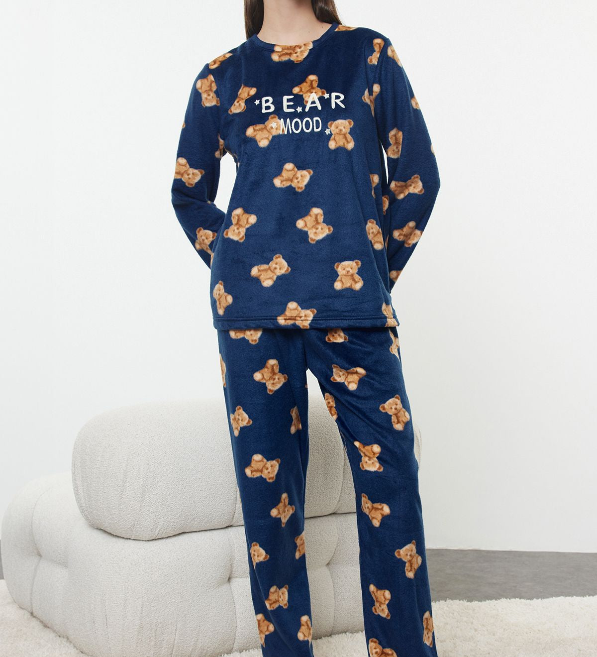 Women’s bear print pajama set
	•	Cozy fleece pajamas for winter
	•	Cute teddy bear loungewear
	•	Women’s graphic pajama set with bears
	•	Bear mood sleepwear for women
	•	Warm winter pajamas for lounging
	•	Soft fleece women’s two-piece set
	•	Holiday pajama gift for women
	•	Cute and cozy sleepwear for home
	•	Comfortable bear-themed pajamas