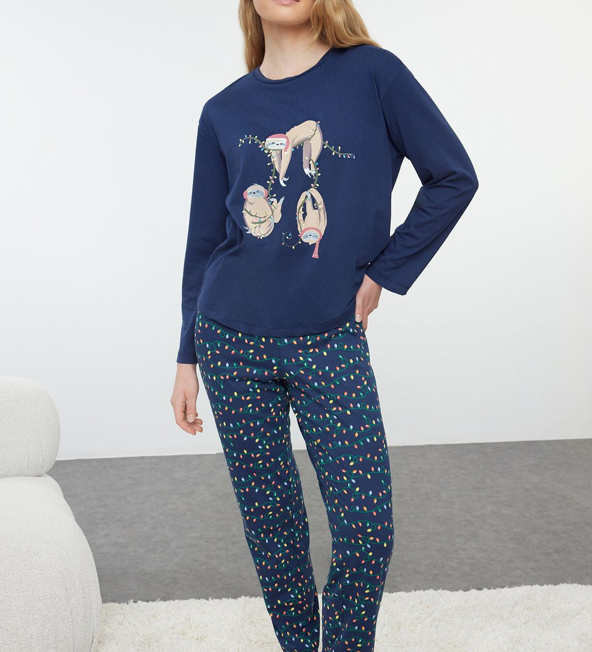 Festive Sloth Holiday Pajama Set – Women’s Cozy Christmas Sleepwear