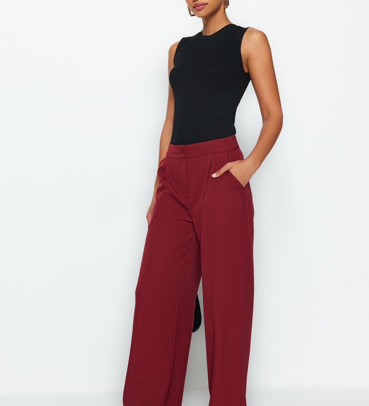 
Discover sophisticated style with our High-Waisted Wide Leg Trousers in burgundy. These tailored pants offer a chic, versatile look perfect for work or casual wear. Shop now for a refined wardrobe update!

