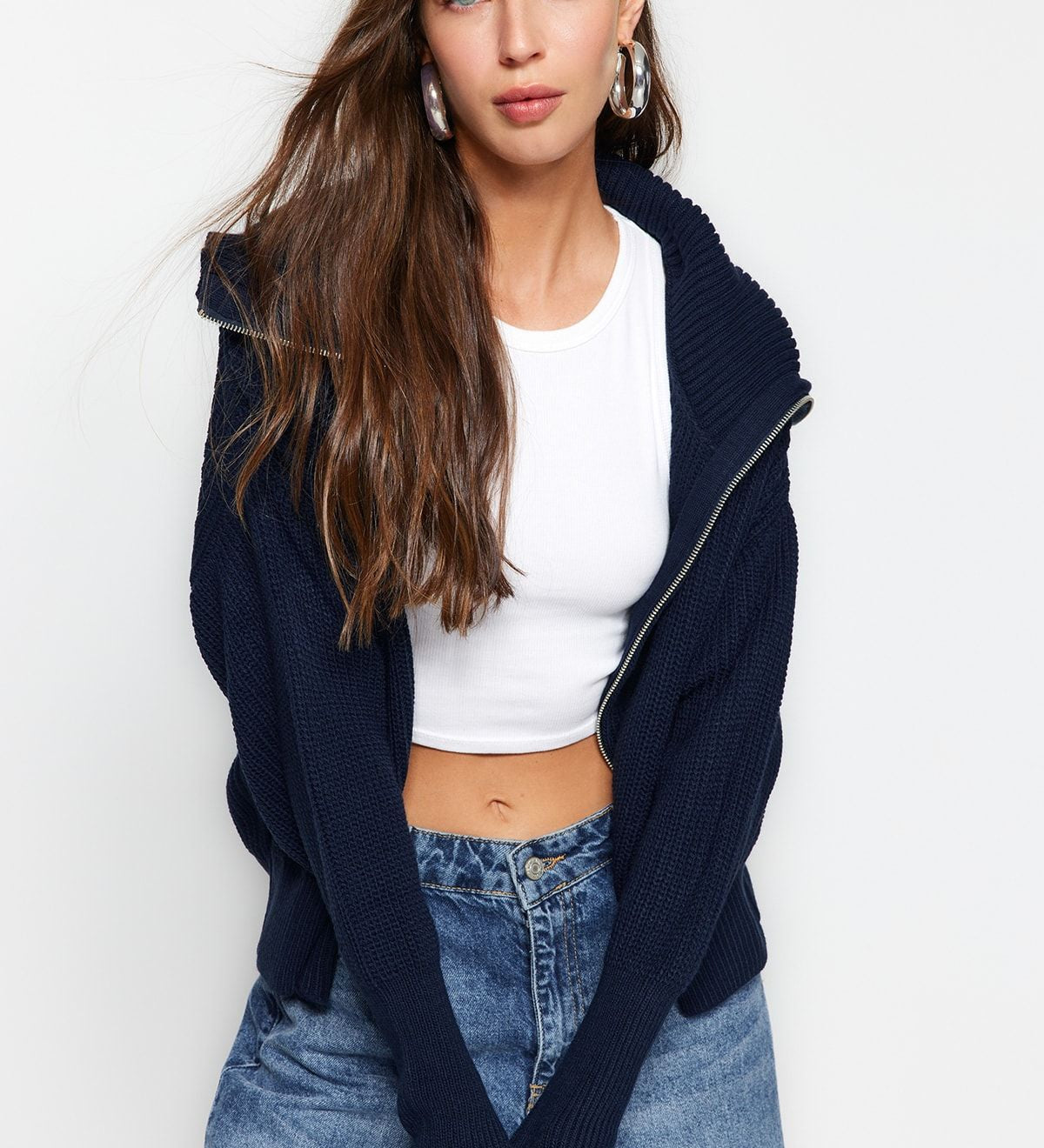 Cozy Navy Ribbed Knit Zip-Up Sweater - Perfect for Casual and Layered Looks