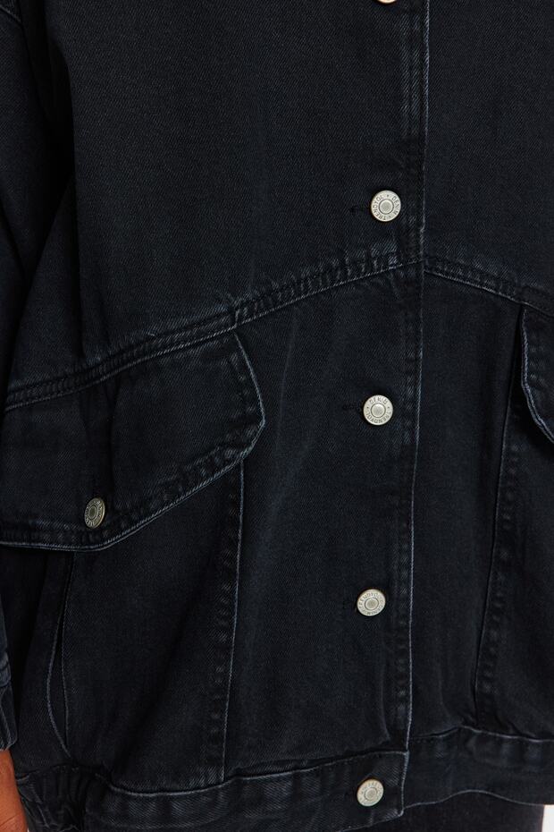 Black Oversize Denim Jacket | Pocket Detail | AtikaStyle