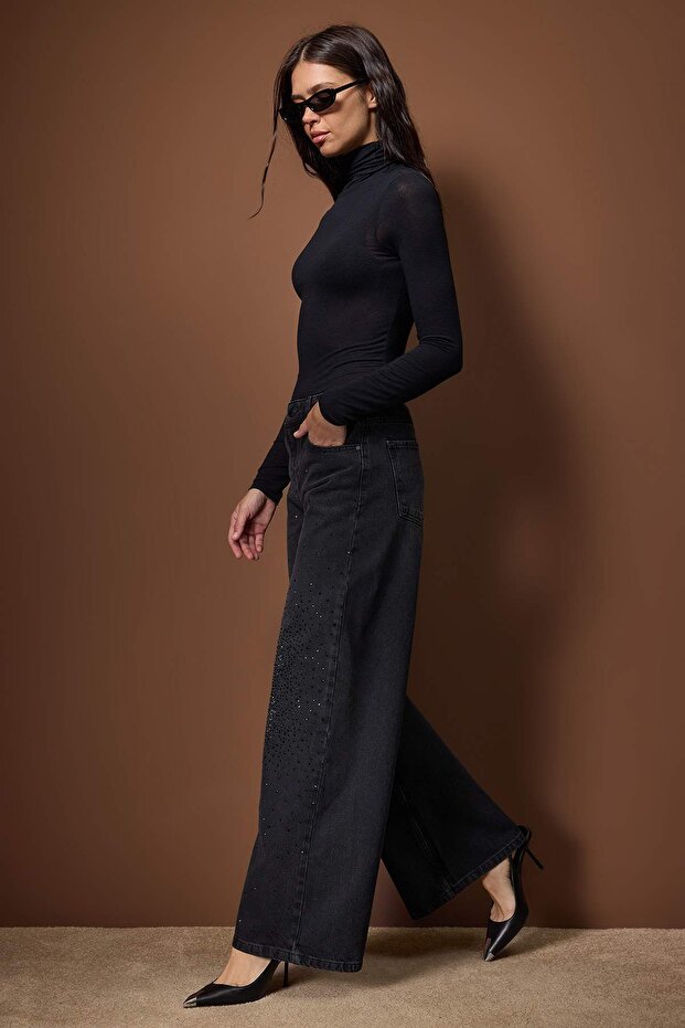 Chic Black Stone Embellished Mid-Rise Wide Leg Denim Jeans