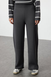  Wear together for a chic coordinated look, or style the pullover with denim and sneakers for an effortless everyday outfit.