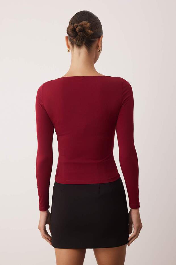 Burgundy Gold Button Keyhole Top | Elegant Long Sleeve Blouse – AtikaStyle
