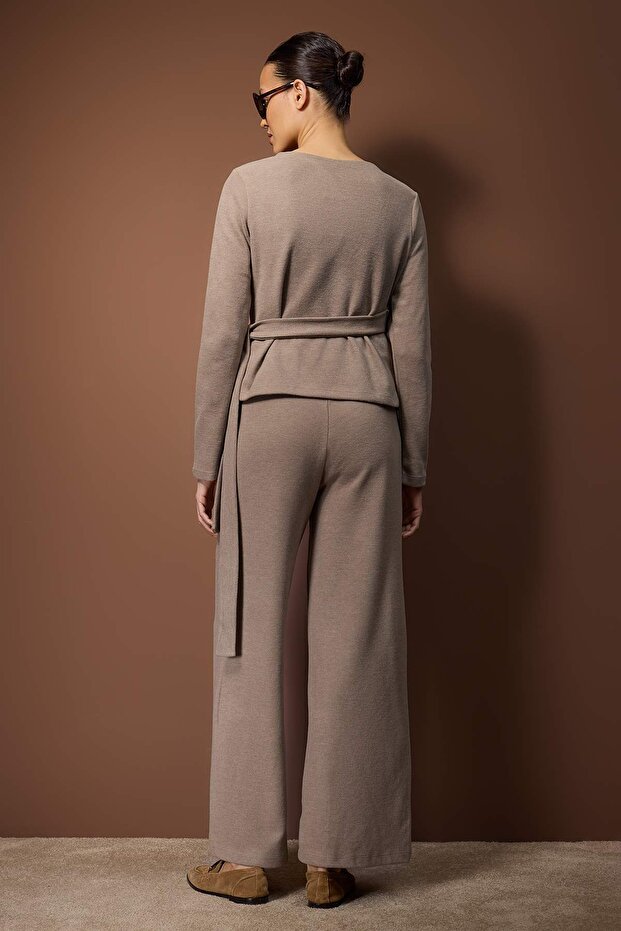 Trendyolmilla Mink Knit Two-Piece Set, Cozy Long Sleeve Top and Straight Leg Pants