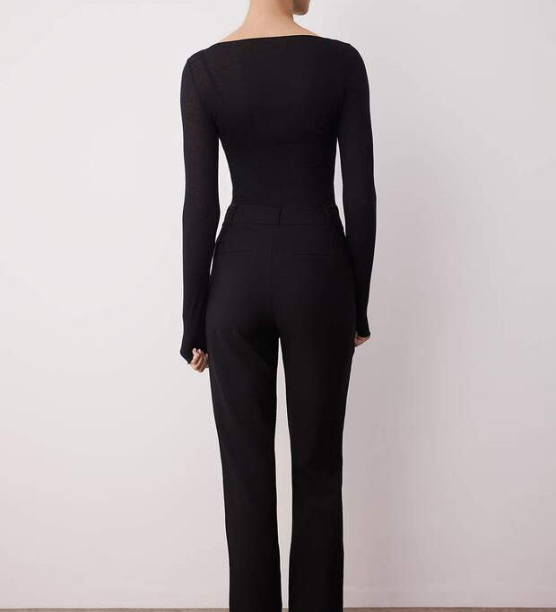 Women’s Slim-Fit Beige Tailored Trousers – High Waist Ankle Pants | Atikastyle