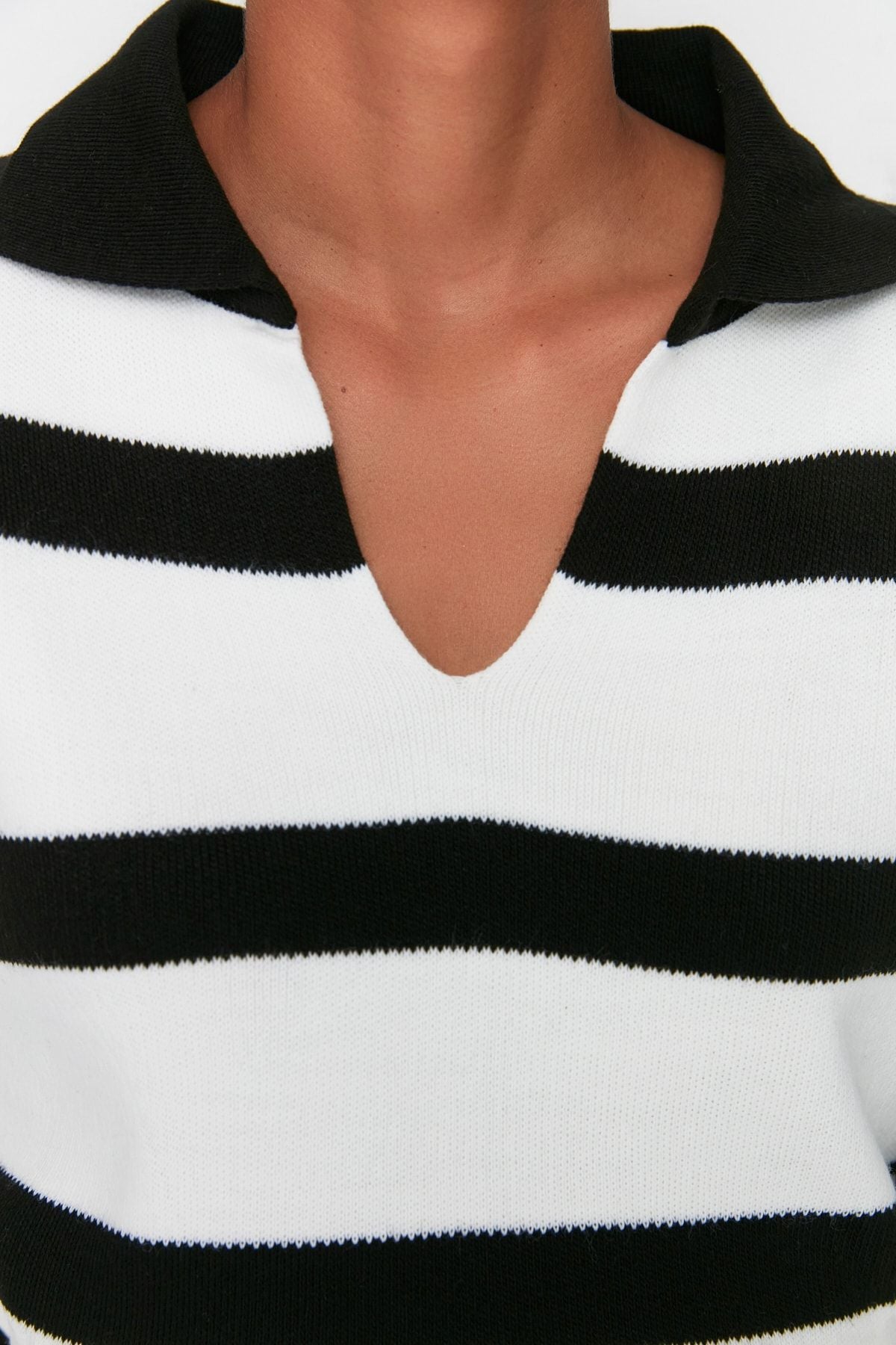 Women’s Black & White Striped Knit Polo Sweater – Casual Chic Long Sleeve Top | Atikastyle