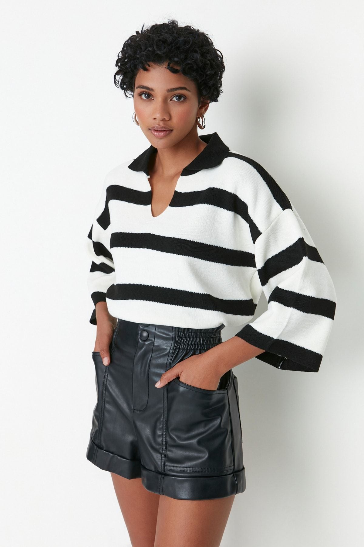 Women’s Black & White Striped Knit Polo Sweater – Casual Chic Long Sleeve Top | Atikastyle