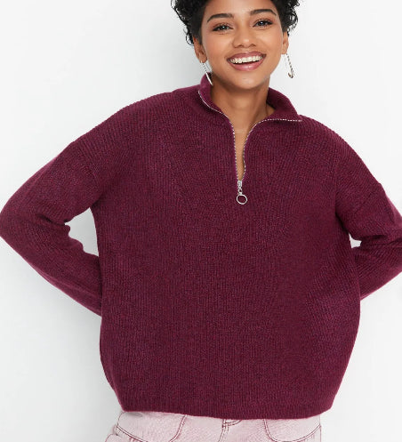 Women's Cozy Beige Quarter-Zip Knit Sweater with Ribbed Details