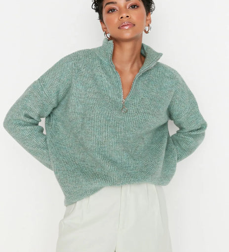 Women's Cozy Beige Quarter-Zip Knit Sweater with Ribbed Details