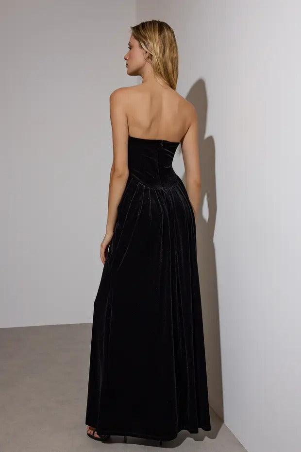 Black Velvet Sweetheart Maxi Evening Dress | Strapless, Ruched Waist | AtikaStyle