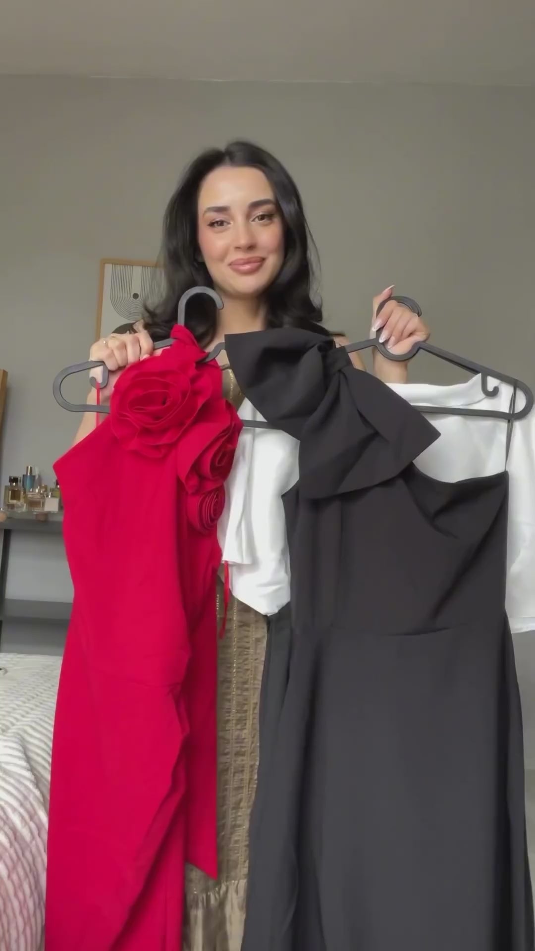 ONYX ONE-SHOULDER GOWN