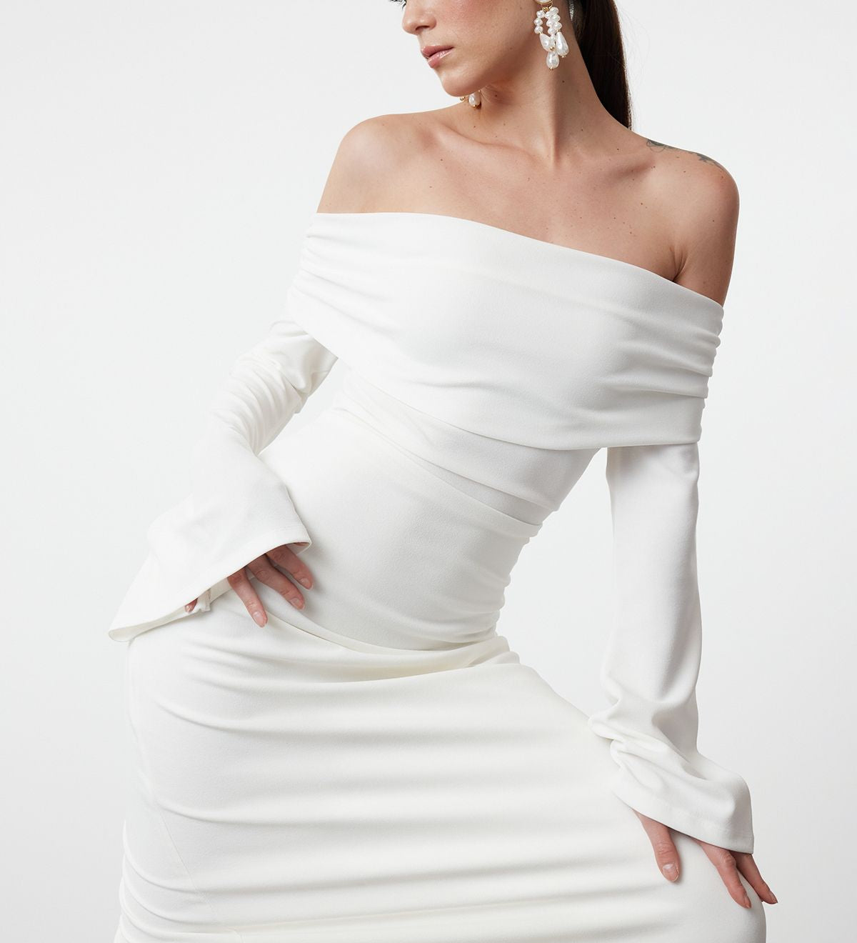 ALESSIA Off Shoulder Maxi Dress - White